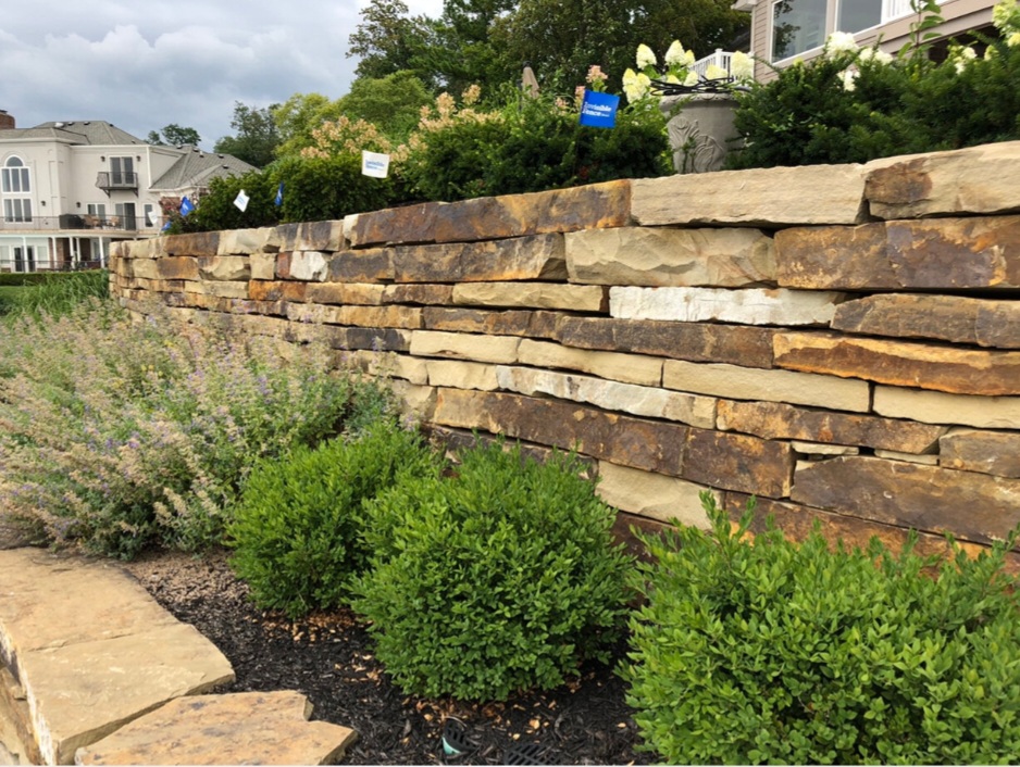 Brown Stone Retaining Wall in Indianapolis