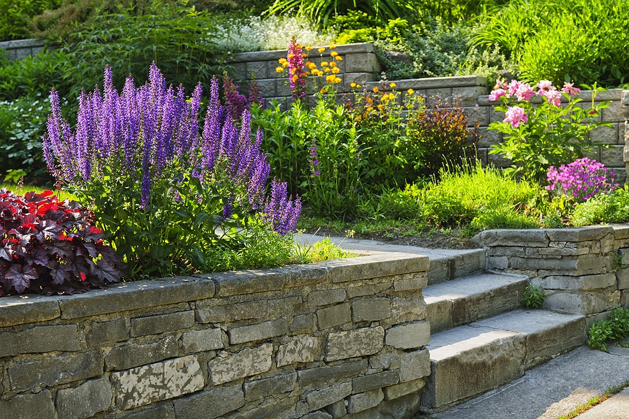 Retaining Walls: Blending Functionality with Aesthetic Appeal